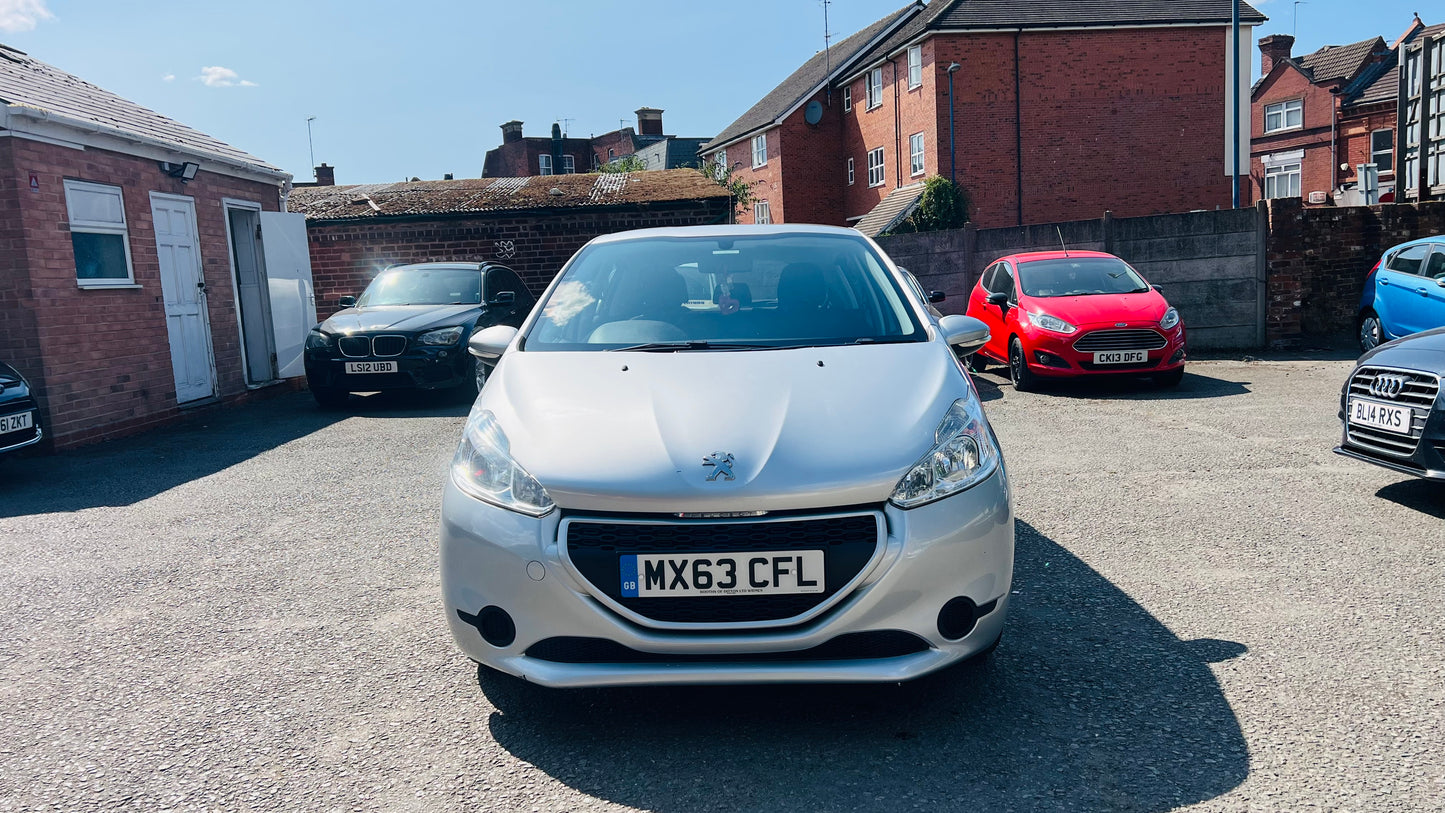 Peugeot 208 1.0 VTi Access+ Euro 5 5dr