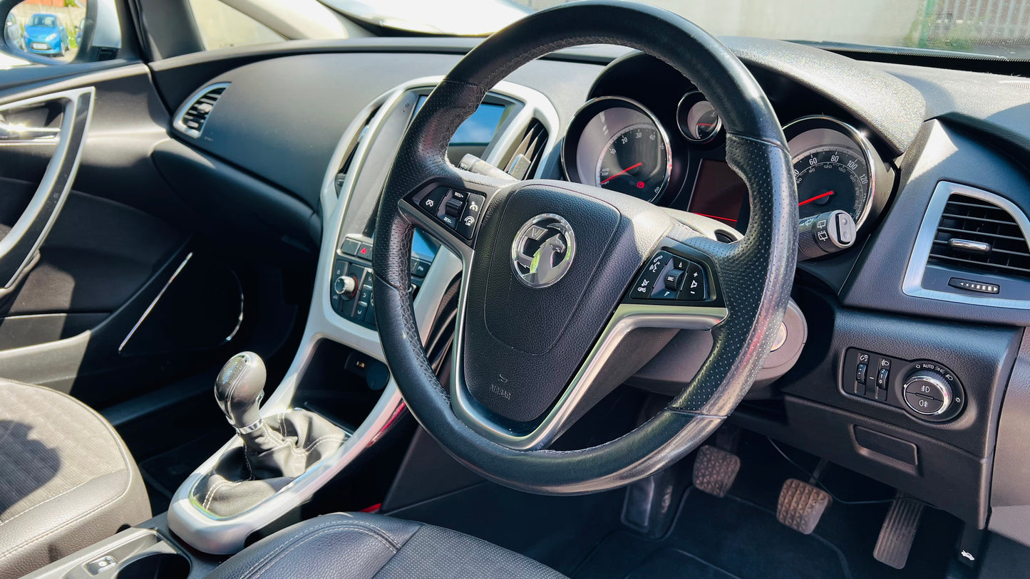 Vauxhall Astra GTC 1.4T SRi 3dr