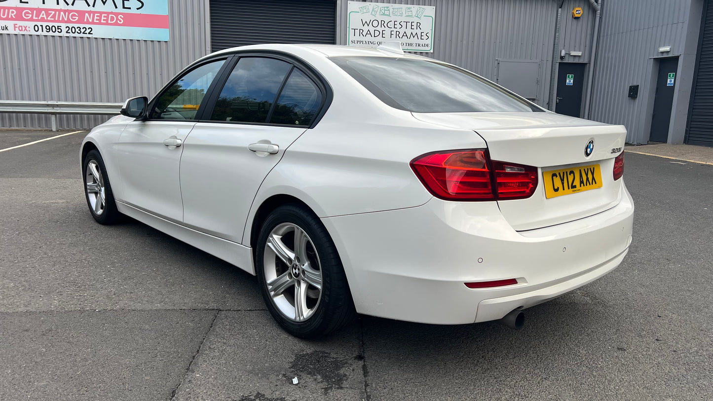 BMW 3 Series 2.0L 320i SE Saloon 2012