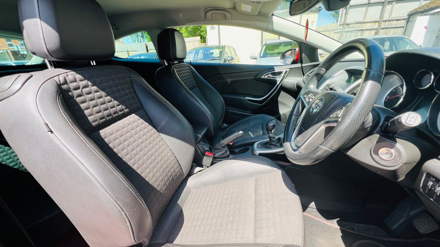 Vauxhall Astra GTC 1.4L 2013 3dr