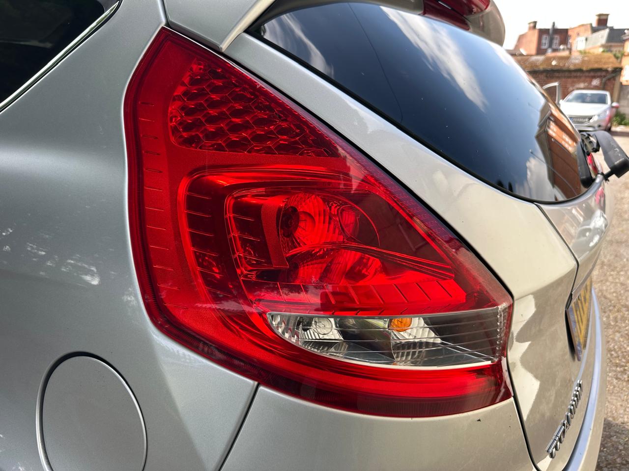Ford Fiesta 1.4 Automatic 2009