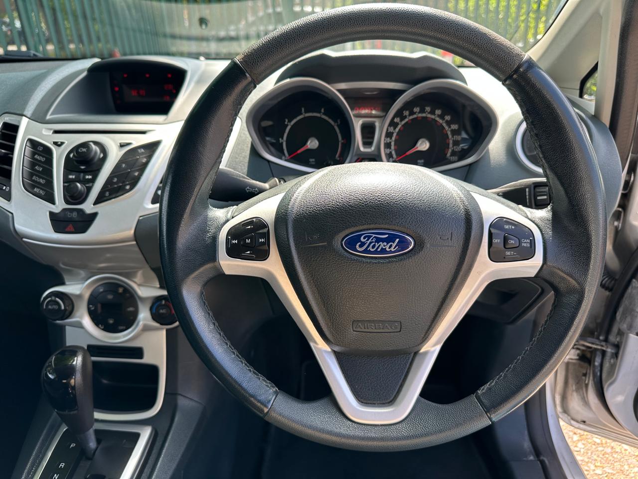 Ford Fiesta 1.4 Automatic 2009