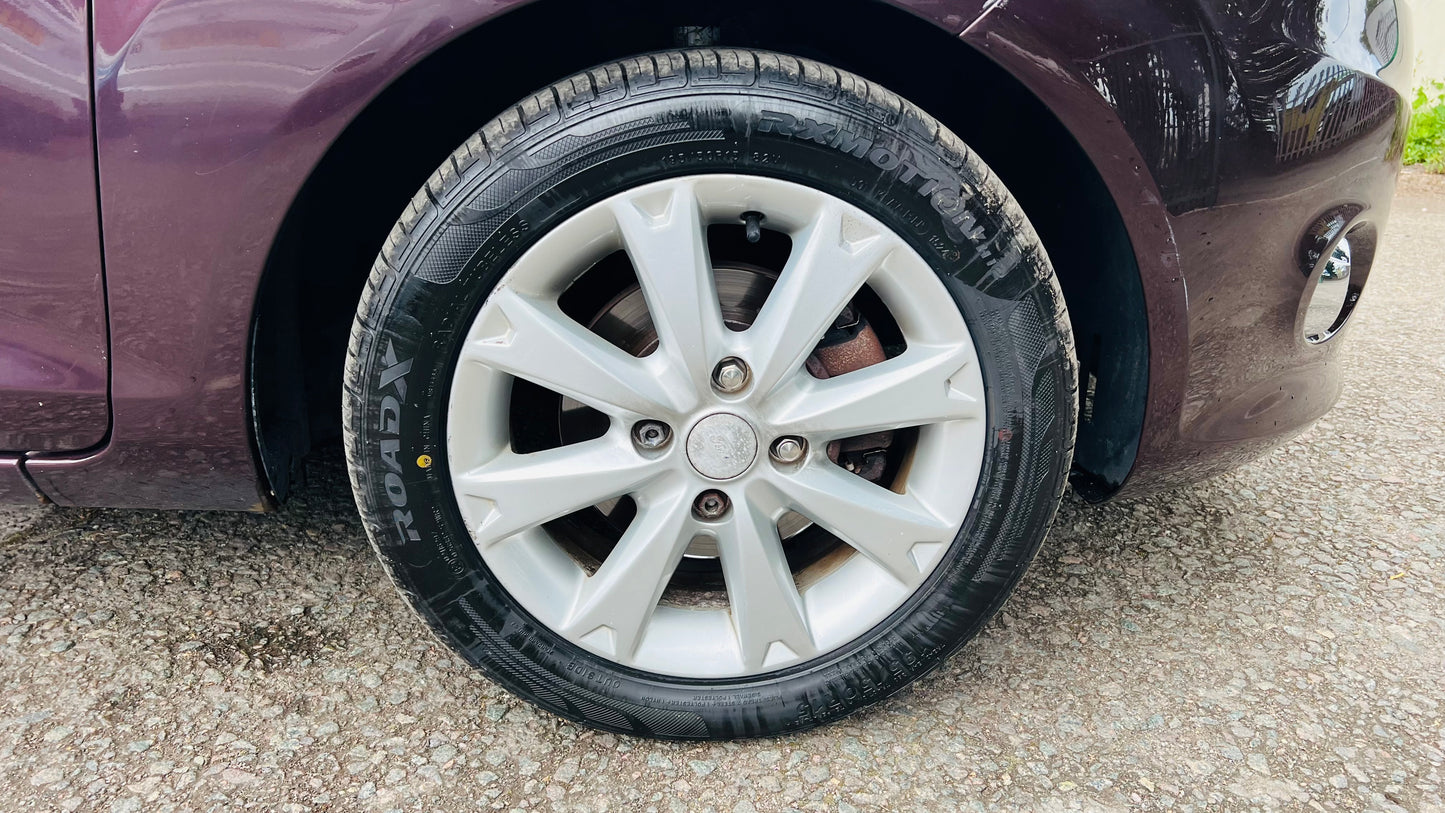 Ford Fiesta 1.4L Automatic 2011 5dr