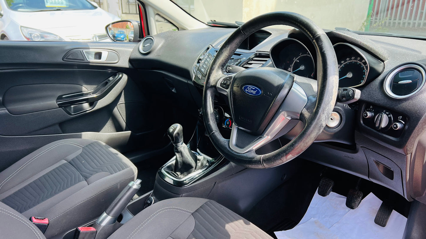 Ford Fiesta Zetec 1.25L 2013 3dr