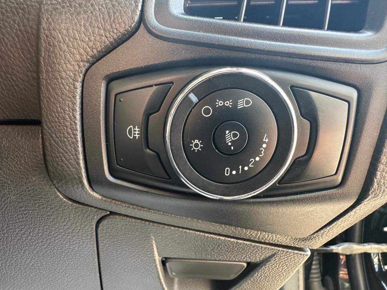 Ford Focus 1.6 Edge 2011 5dr