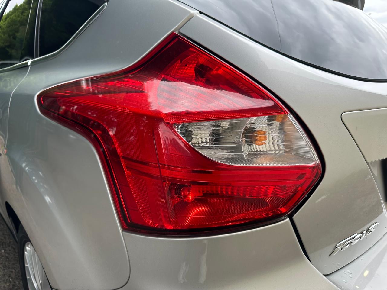 Ford Focus 1.6L Zetec 2011