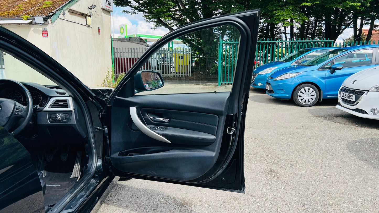 BMW 3 Series 2.0 320i SE Petrol