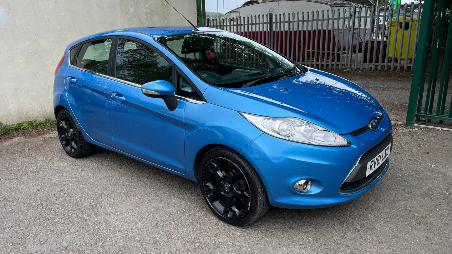 Ford Fiesta 1.4 2011 Automatic 5dr