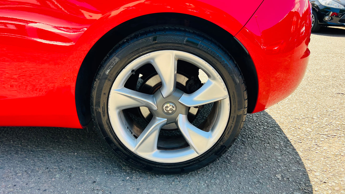 Vauxhall Astra GTC 1.4L 2013 3dr