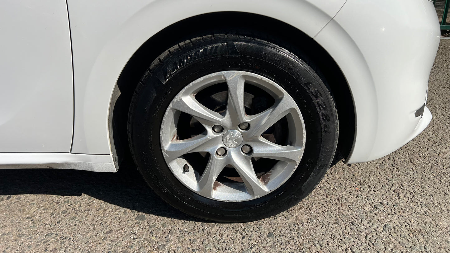 Peugeot 208 1.2 VTi PureTech Active Euro 6 5dr