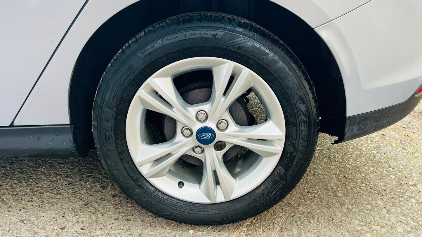 Ford Focus 1.6L Petrol 2011 image 35