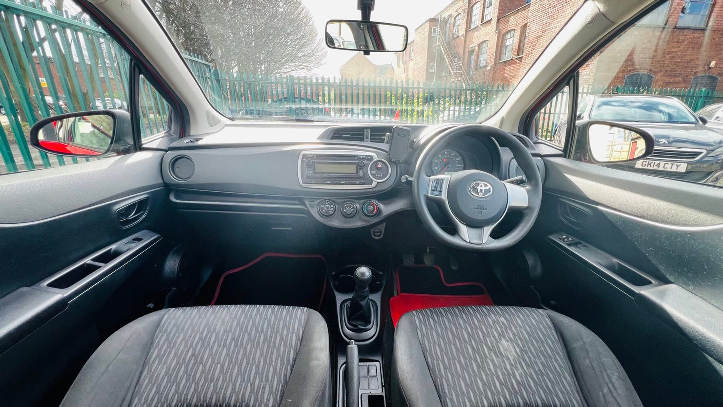 Toyota Yaris 1.0L Petrol 5dr 2012 image 9
