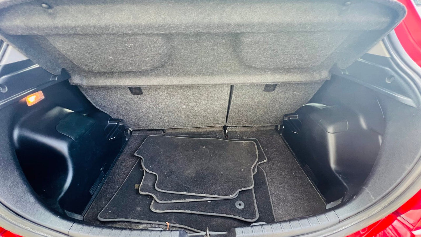 Toyota Yaris 1.0L Petrol 5dr 2012 image 27