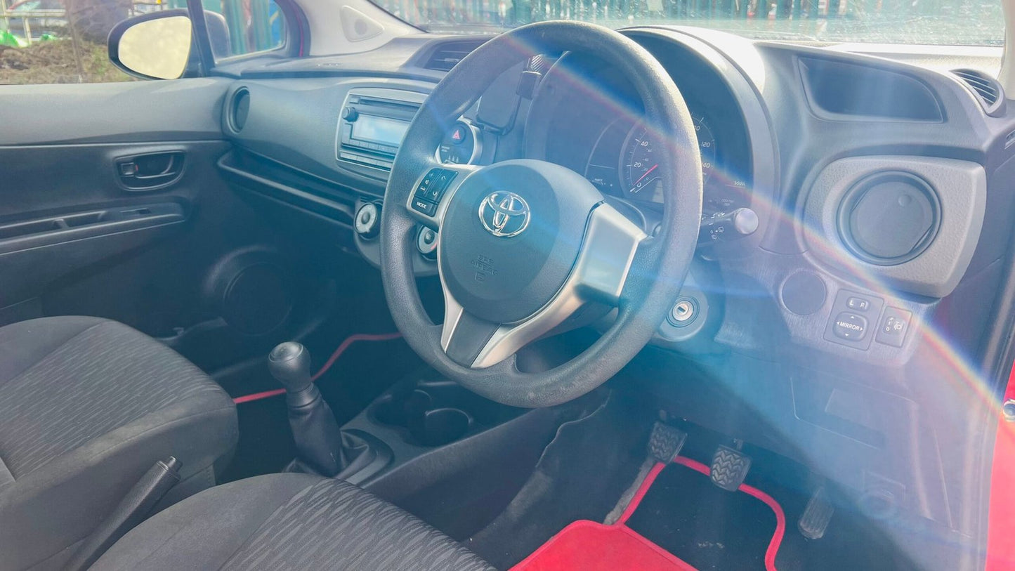 Toyota Yaris 1.0L Petrol 5dr 2012 image 19