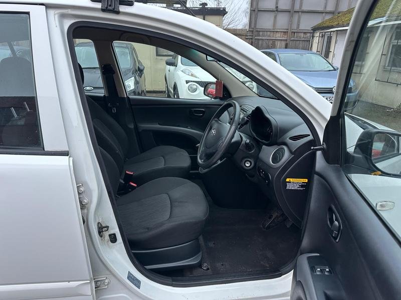Hyundai i10 1.2 Classic Euro 5 5dr image 14