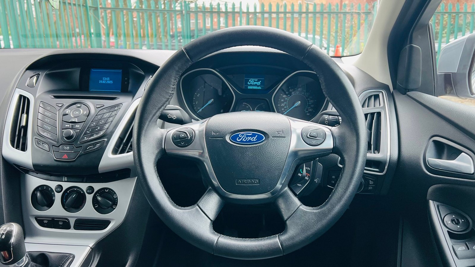 Ford Focus 1.6L Petrol 2011 image 11