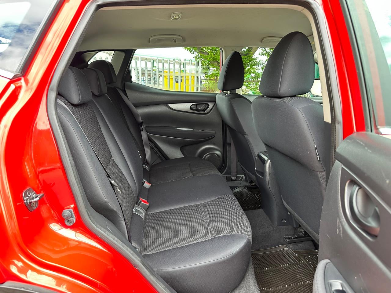 Nissan Qashqai 1.2 DIG-T Visia 2WD 2014