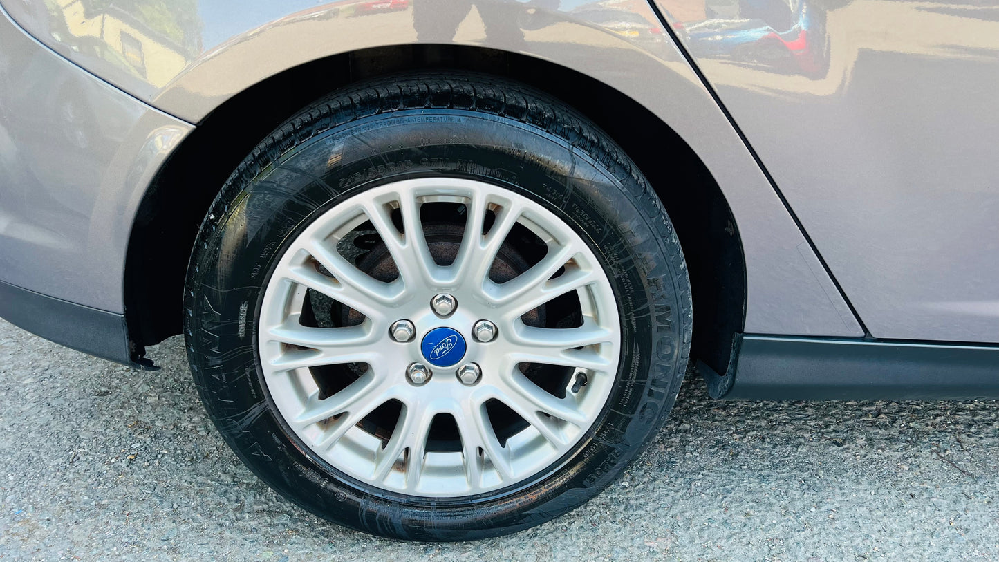 Ford Focus 1.6L Titanium 2012