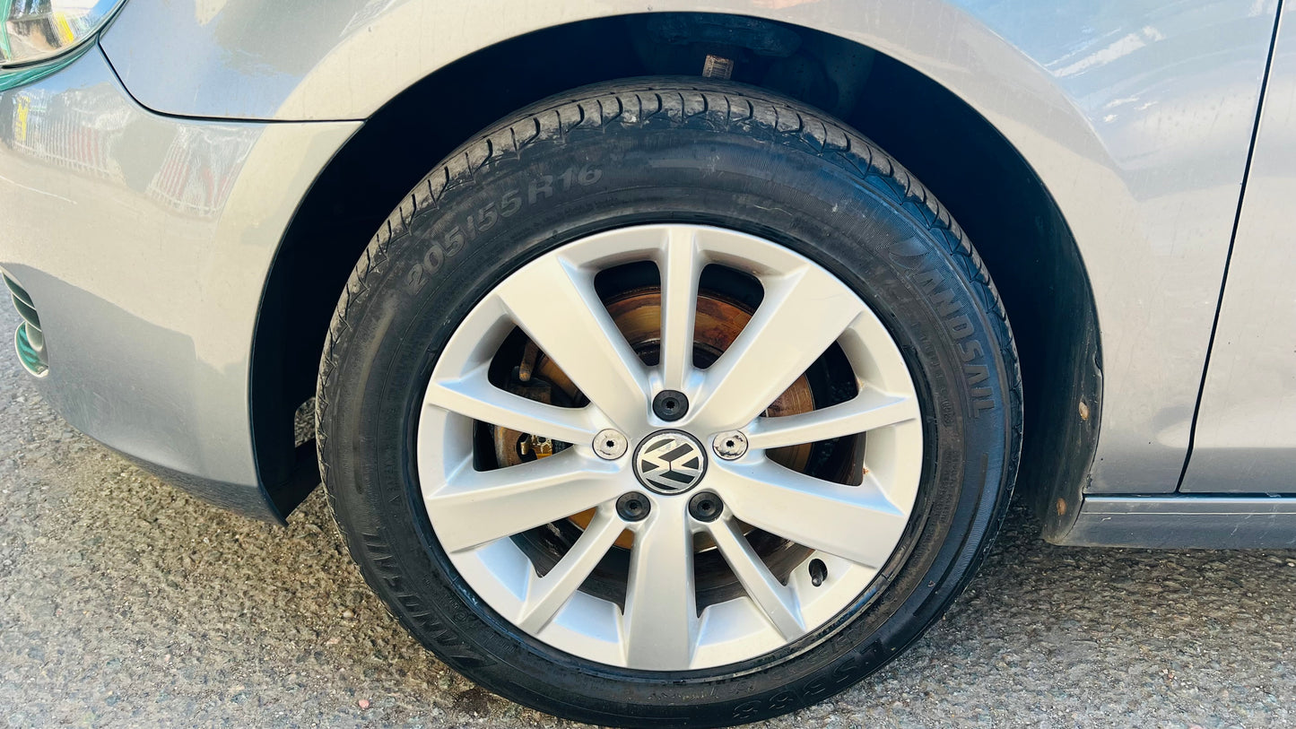 Volkswagen Golf 1.6L TDI 2012 5dr Euro 5