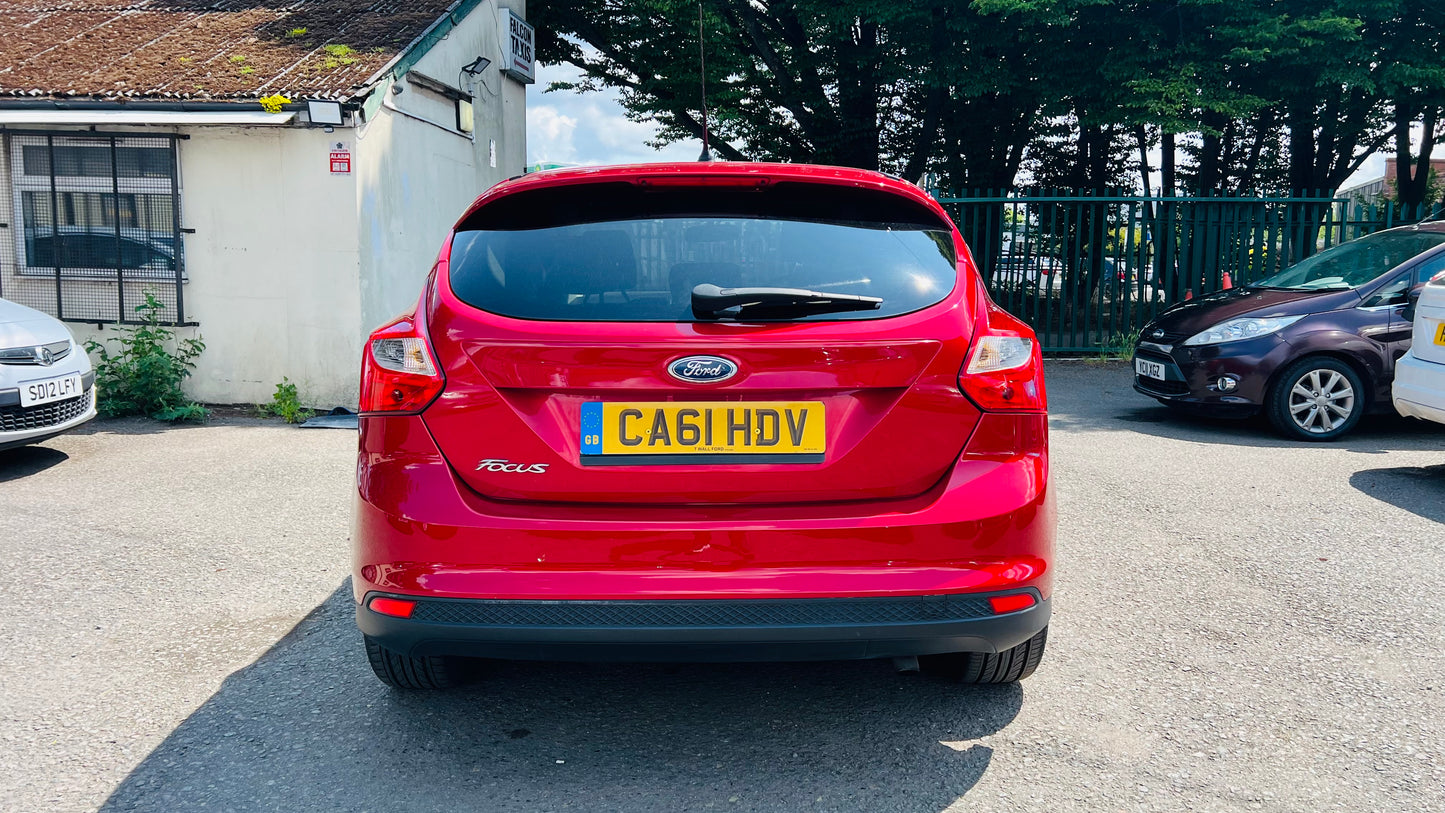 Ford Focus 1.6L Petrol ZETEC 5dr