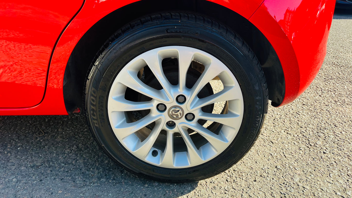 Vauxhall Corsa 1.4i ecoFlex Excite 2015 5dr