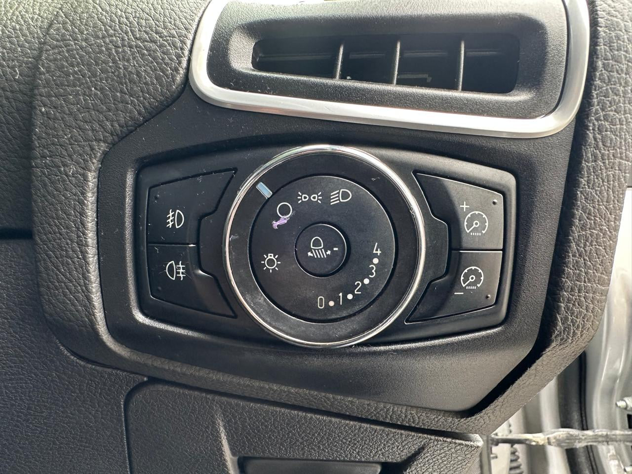 Ford Focus 1.6L Zetec 2011