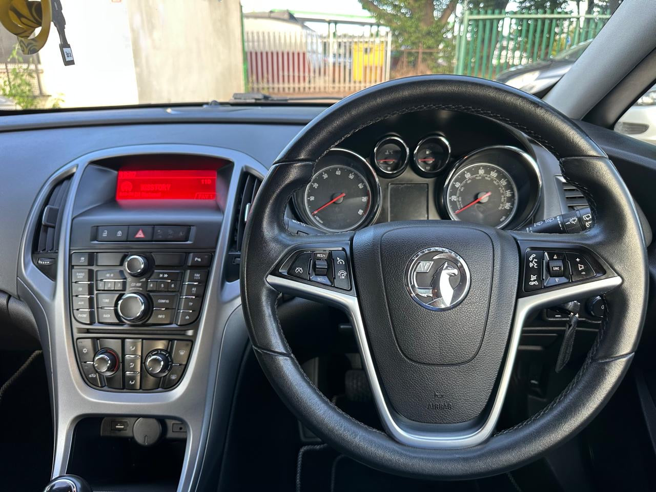 Vauxhall Astra GTC 1.6L 2013 3dr