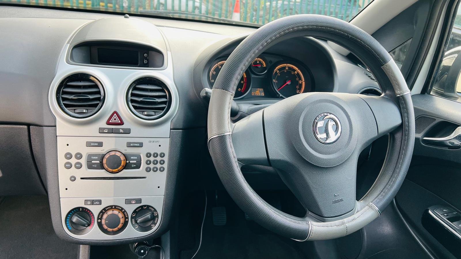 Vauxhall Corsa 1.2 16V Sting Euro 5 3dr image 20